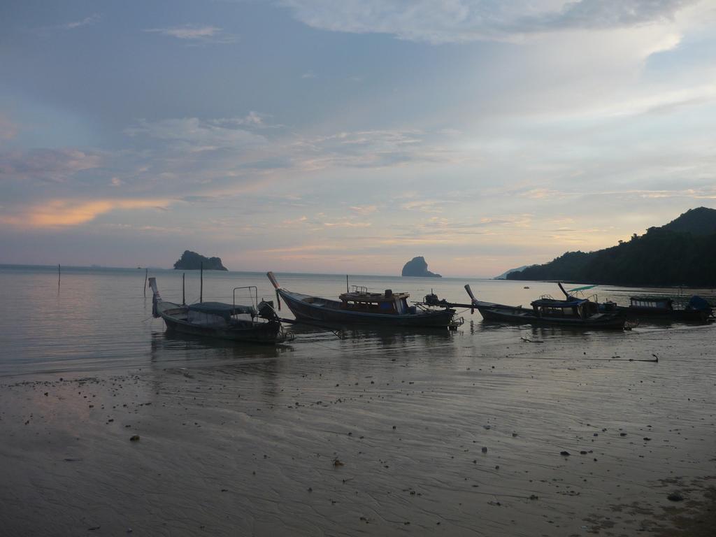 Pasai Beach Lodge Ko Yao Noi Extérieur photo
