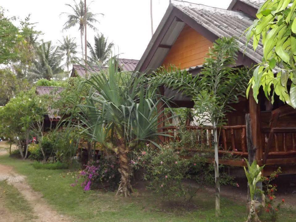 Pasai Beach Lodge Ko Yao Noi Extérieur photo
