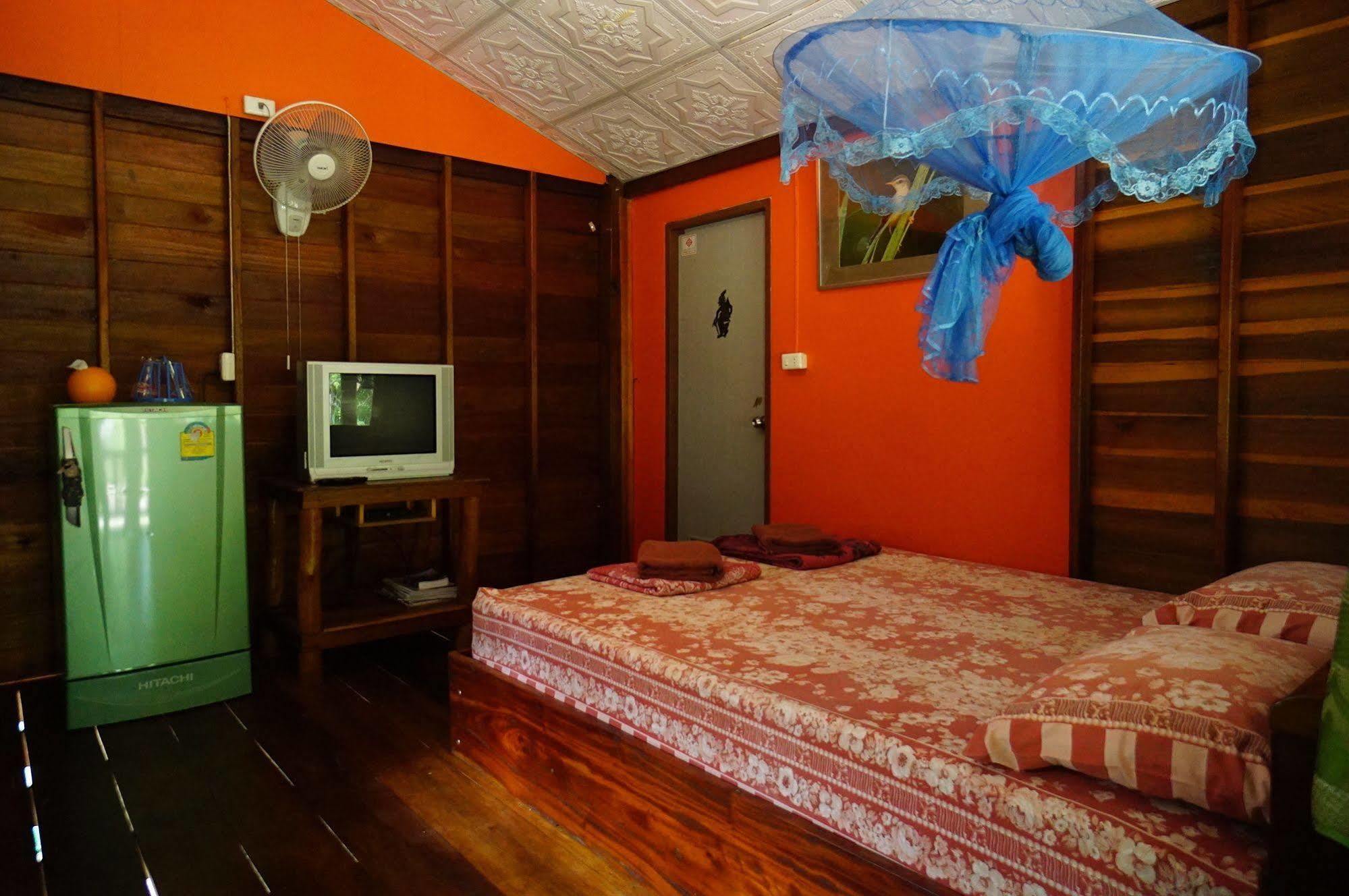 Pasai Beach Lodge Ko Yao Noi Extérieur photo